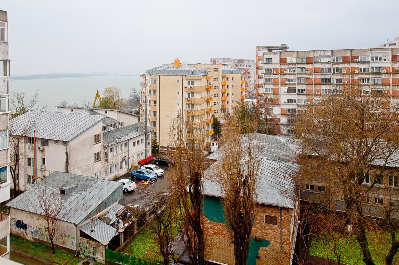 Panorama Dunarii Galaţi Esterno foto
